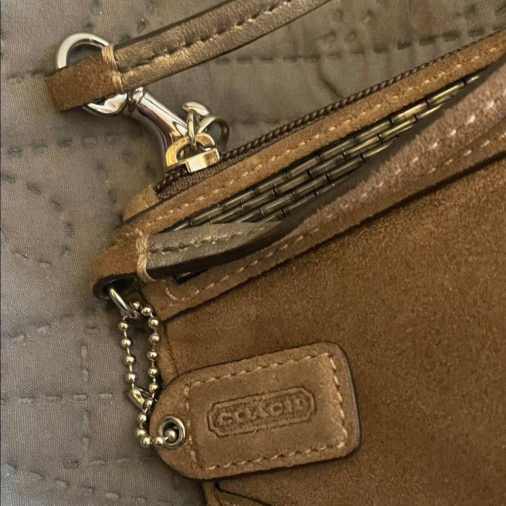 Coach Tan Suede Satchel with Gold Accents and Matching Wallet - Picture 12 of 12
